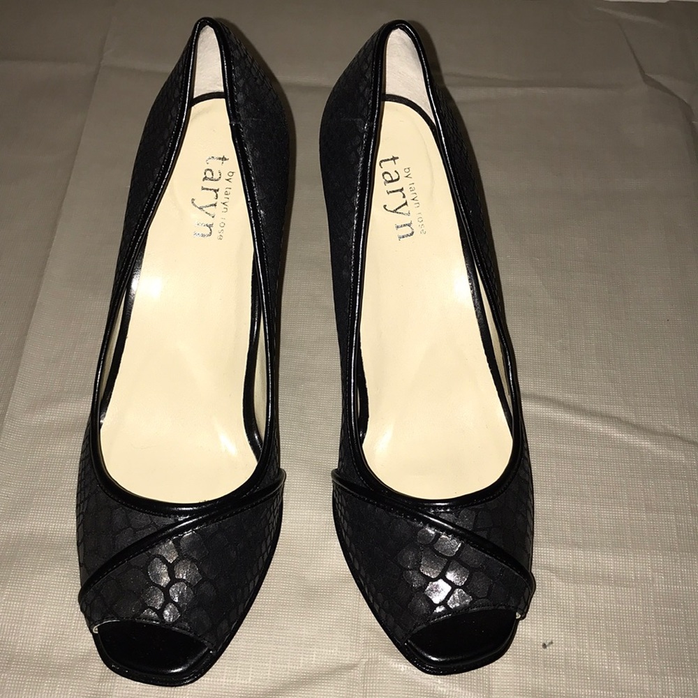 Shoes, worn once